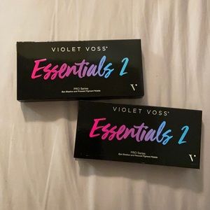 VIOLET VOSS
Essentials 2 Eye Shadow Palette
